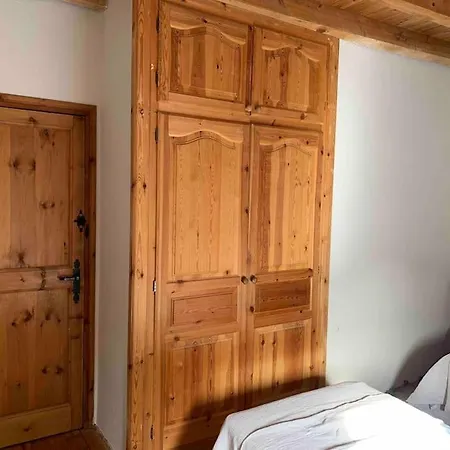 Holiday home La Antigua Rectoria. Mont