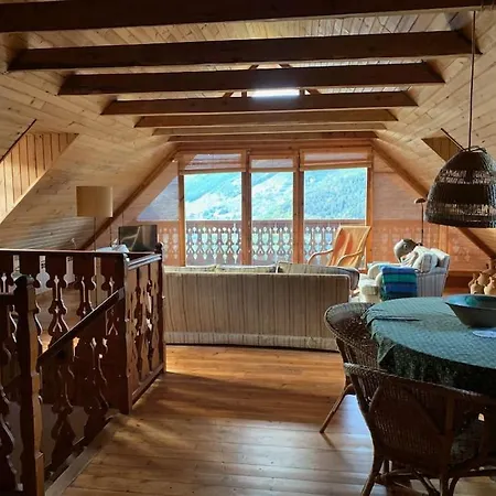 Holiday home La Antigua Rectoria. Mont